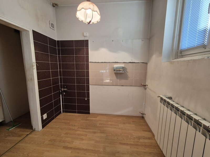 Universitate, Campineanu